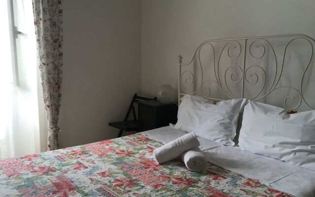 Giuly GuestHouse