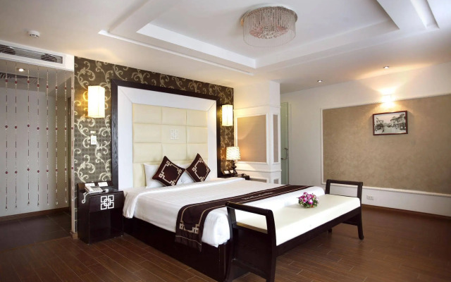 Hanoi Emotion Hotel