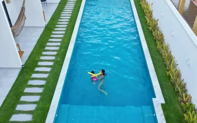 Yahweh Hotel