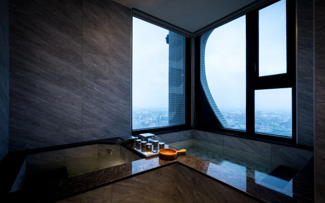 Cuncyue Hot Spring Resort