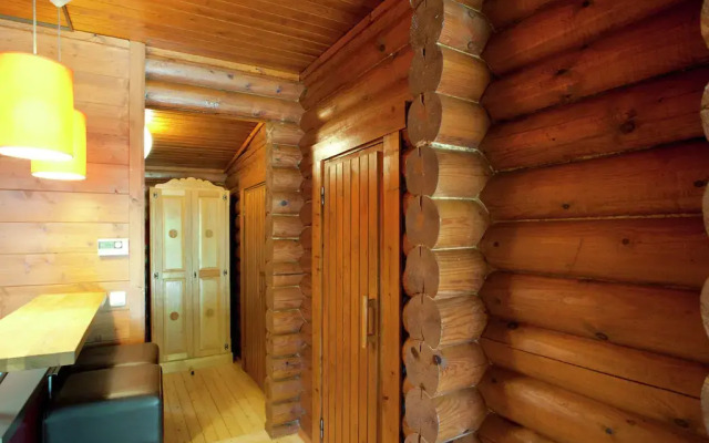 Spacious Chalet near Ski Slopes in Worgl