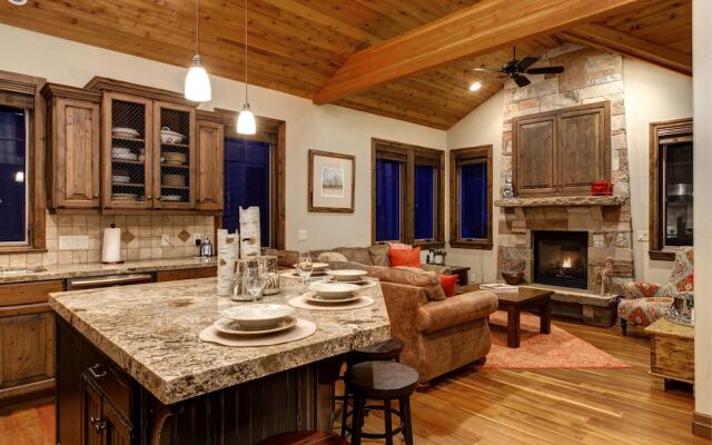 Abode at Quit 'N Time