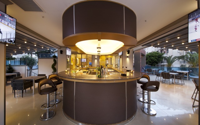 Aurasia Design Hotel