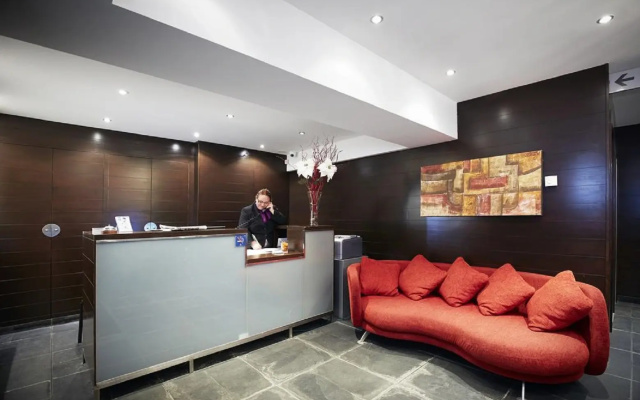 Hotel Caribou
