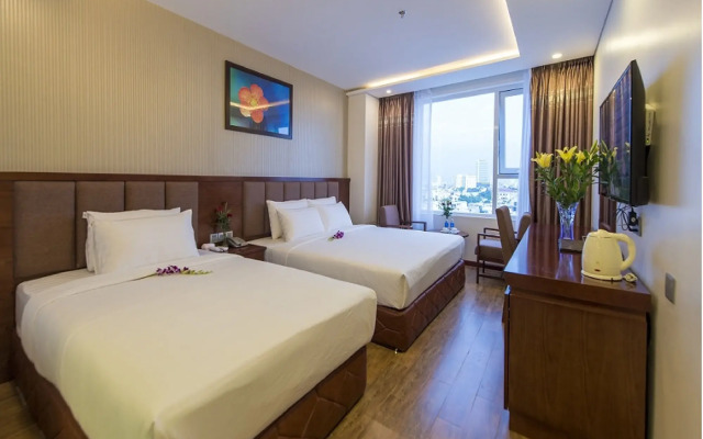 Crystal Hotel Da Nang