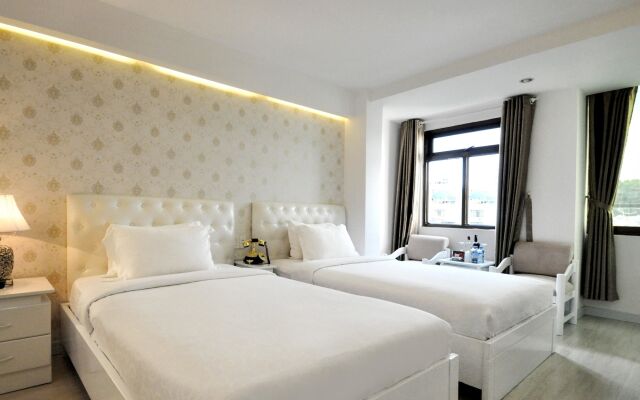 The White Hotel 1