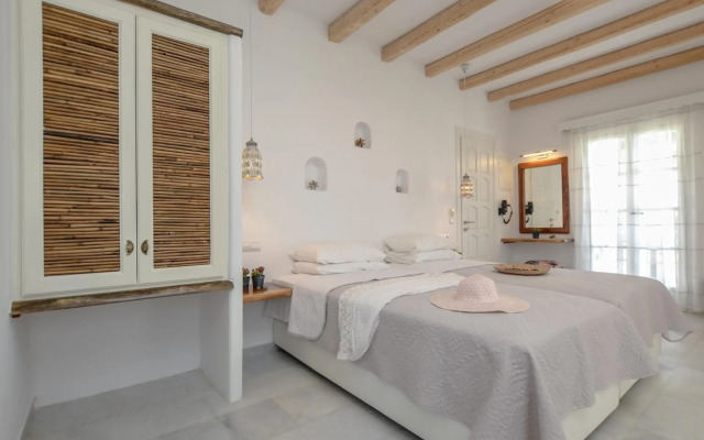Birikos Hotel & Suites