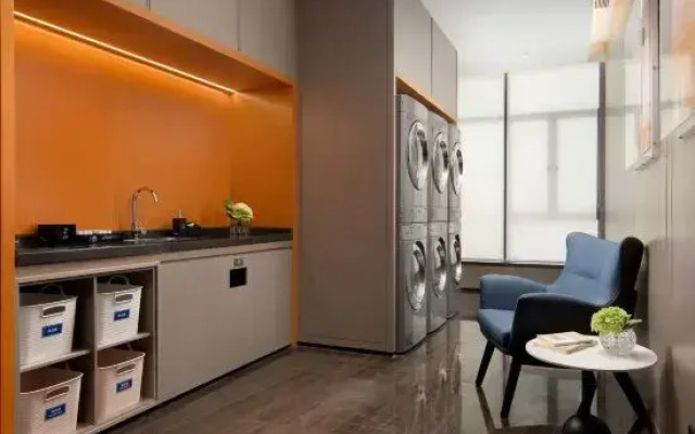 Hampton by Hilton Guangzhou Xintang Railway Station