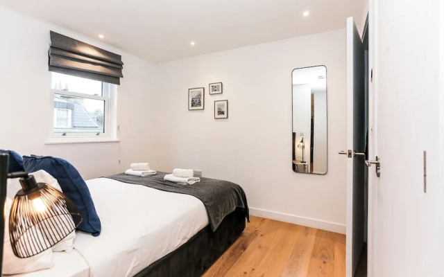 Chapel - Central Studio Apartment