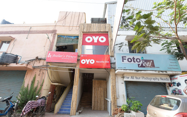 Capital O 39352 Nestle Inn