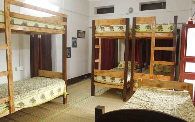 Stay Inn Hostel