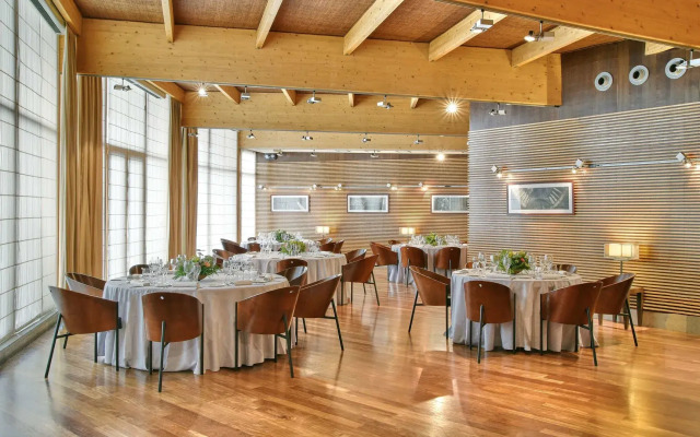 NH Collection Palacio de Burgos