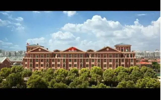 Savills Residence Century Park
