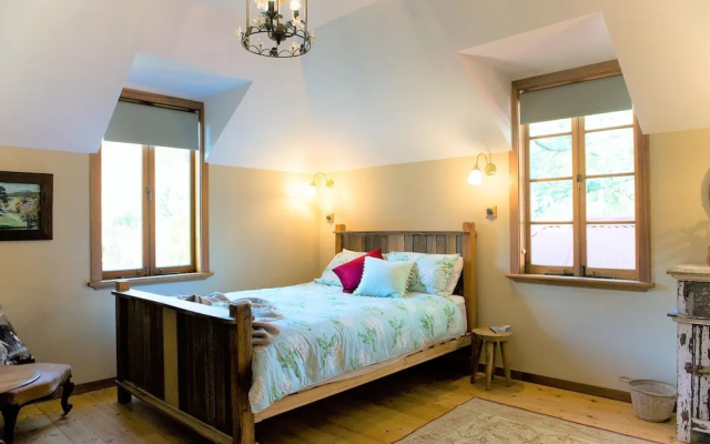 Adelaide Hills Camellia Cottage Wifi – Guest Rooms – Crafers