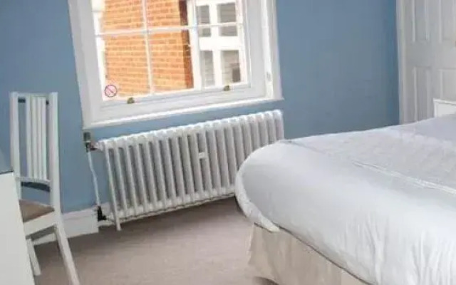 The Townhouse Hotel
