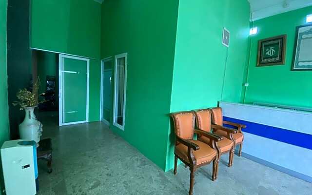 KoolKost Syariah near Plaza Marina (Minimum Stay 6 Nights)