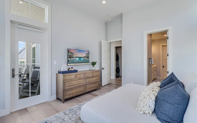 Fun Never Sets 324 DAR