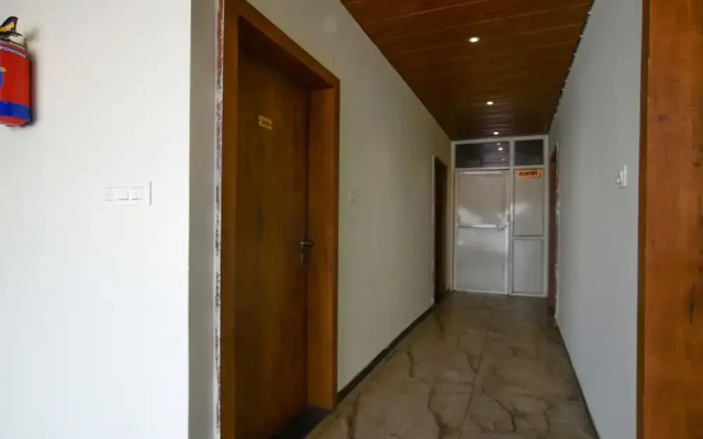 Fabhotel Ss Blue