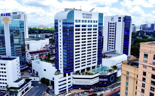 Puteri Wing, Riverside Majestic Hotel