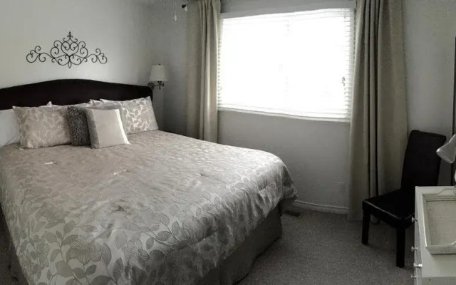 The Lamb's Den Guest House