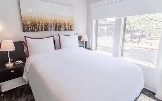 Park Plaza Hotel Seguin