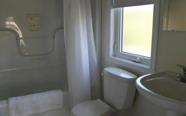 Mackenzie House B&B by Elevate Rooms