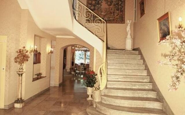 Hotel Excelsior