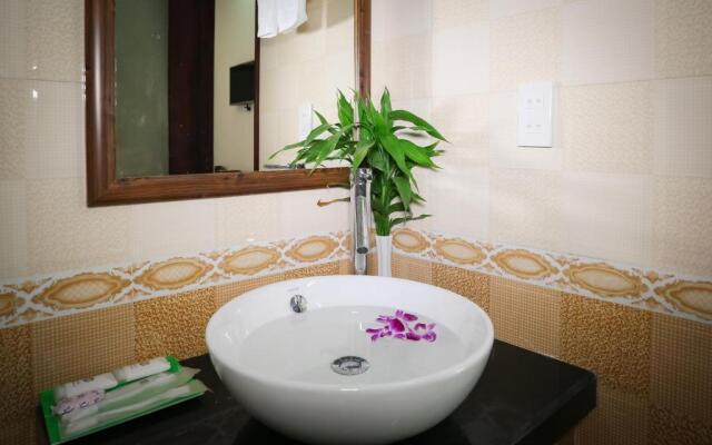 Phoenix Homestay Hoi An