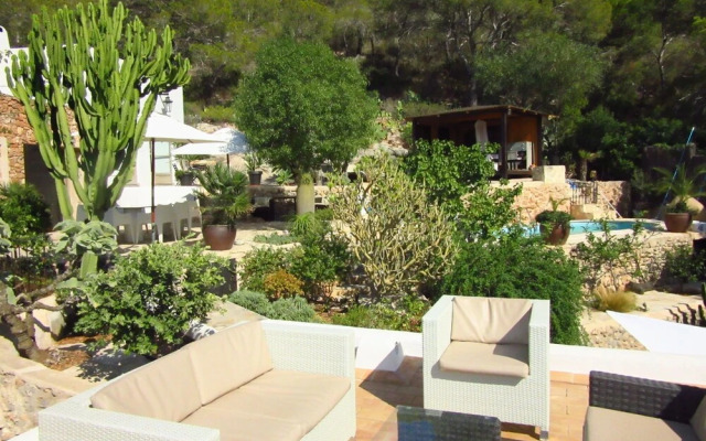 Modern Holiday Home Near Beach in Ses Salines Spain