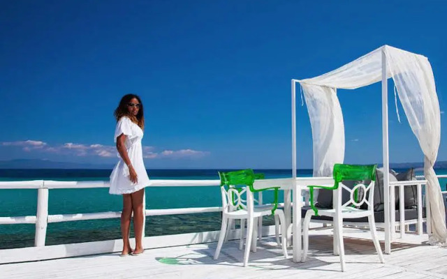 White Suites