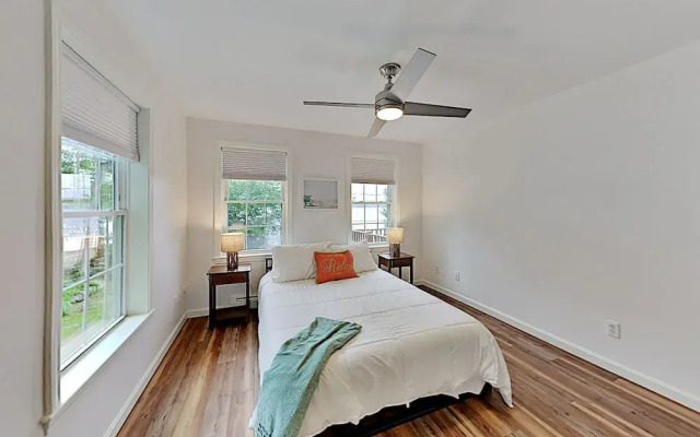 76overrd 3 Bedroom Home