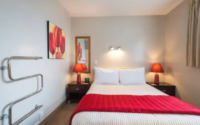 Strathern Motor Lodge