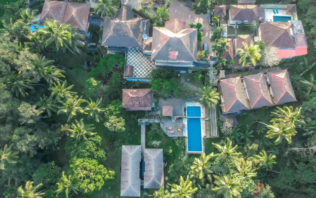 Puri Saron Hotel Madangan