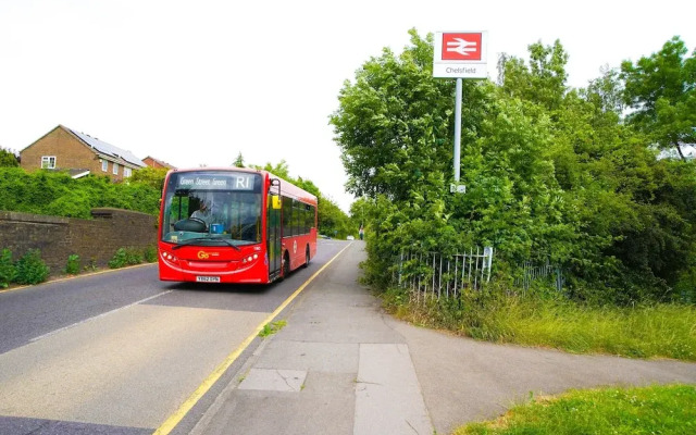 Newly Refurbished Studio, 20 Mins to London Bridge