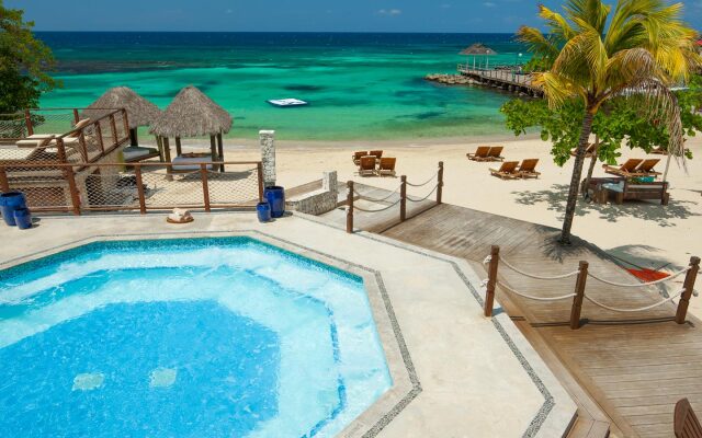 Sandals Ochi - ALL INCLUSIVE Couples Only