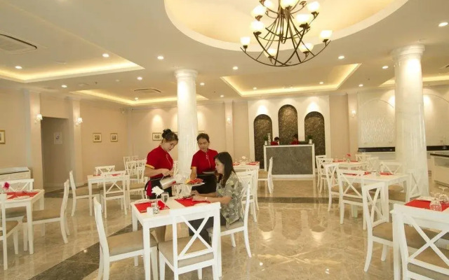 The Green View Hotel