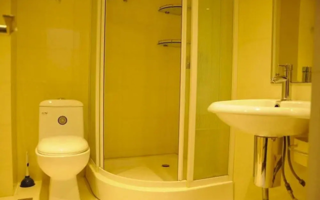 Guiyang Simple Capsule Hotel