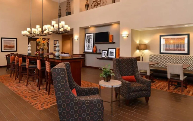 Hampton Inn & Suites Hopkinsville