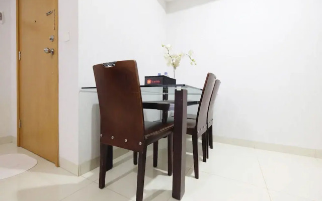 Elegant The Mansion Apartment near Kemayoran