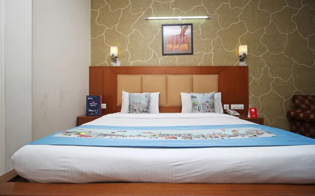 OYO 9011 Hotel Lohmod