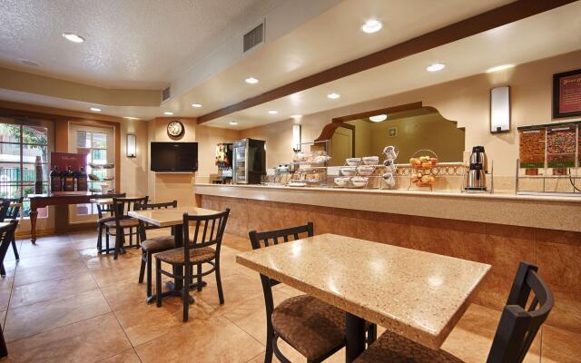 Best Western San Dimas Hotel & Suites