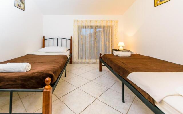Apartments Silvana 74