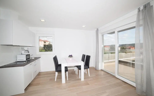 Nice Apartment in Trogir With 2 Bedrooms and Wifi