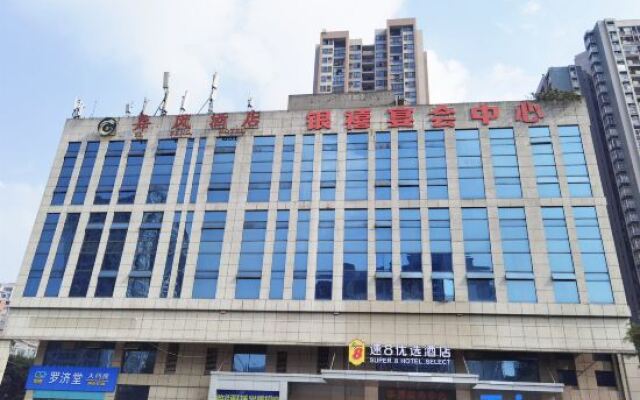 Yi Feng Business Hotel