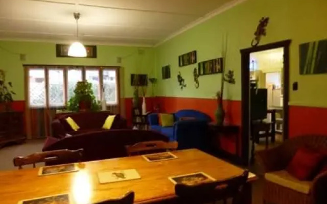 Albany Discovery Inn