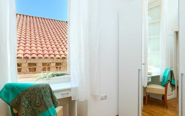 Hedera Estate, Hedera A34