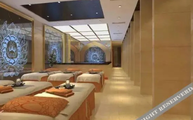 Yibaiyuan Hotel (Changsha University of Technology Ecological Zoo Branch)