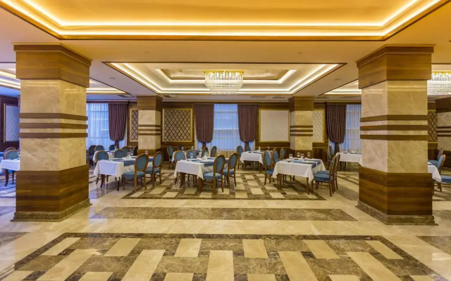 Renaissance Palace Baku