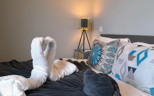 White Design Apartment