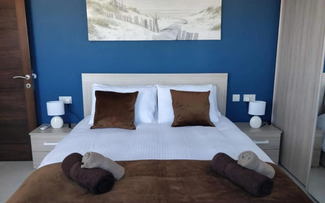 Sea View Penthouse with large terrace IROM1-1